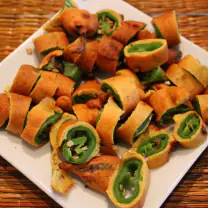 Cut Mirchi Bhajias (Chilli Pakoras)